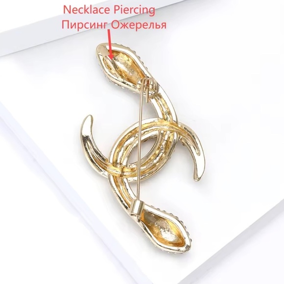 Serpenti Snake Gold Crystal Green Eyes Brooch - Picture 8 of 9